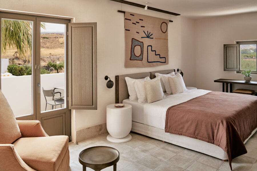 Parilio_Aurora Suite bedroom