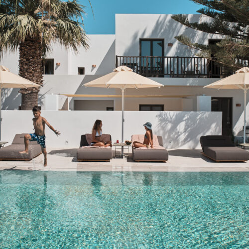 Parilio_poollifestyle (1)